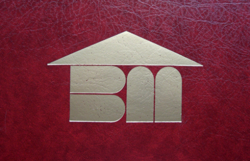 Urkundenmappen in den Grössen: A4 und A3 mit Prägung oder individuellem Aufdruck.