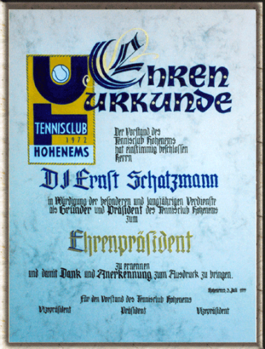 Ehrenurkunde mit Logo oder Wappen.